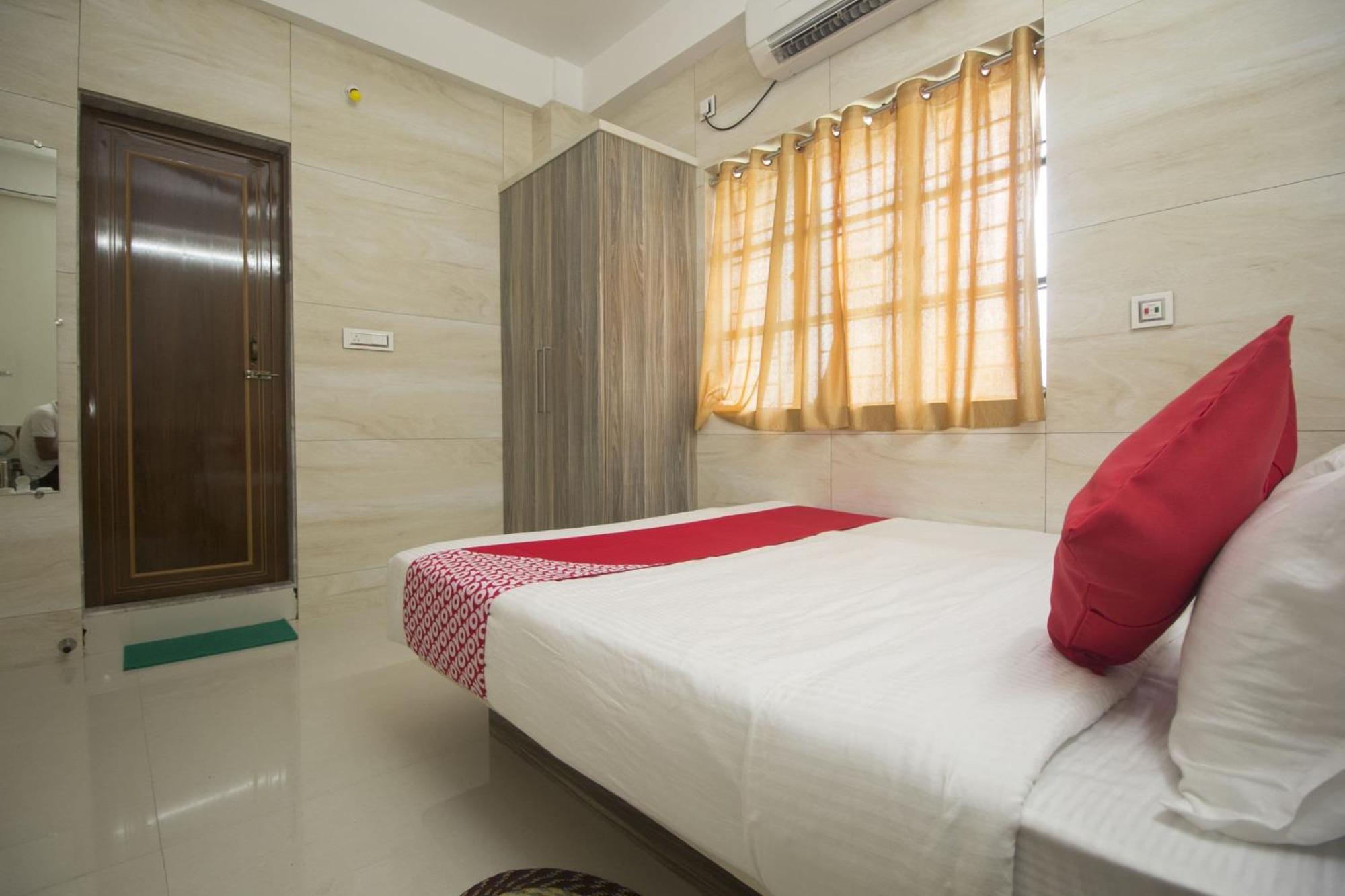 Super Capital O Priyanshu Hotel Siliguri Buitenkant foto